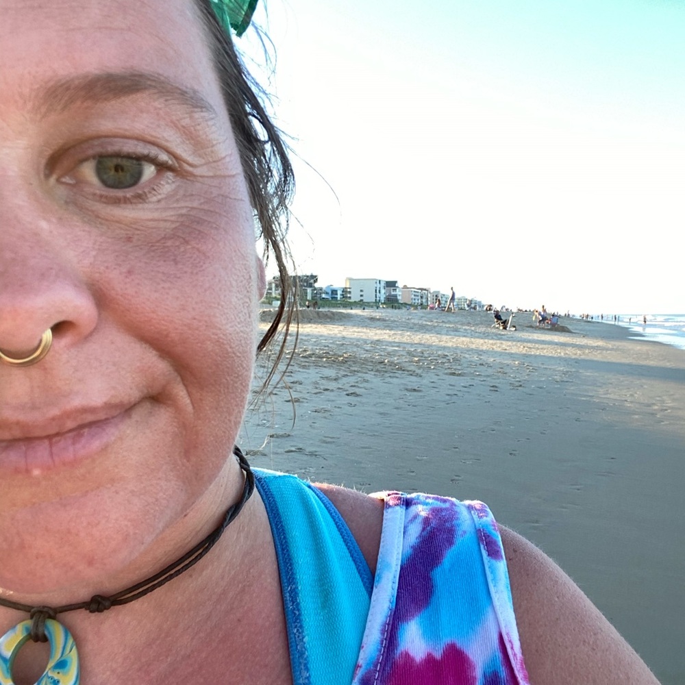 Meet your Posher, Cassandra